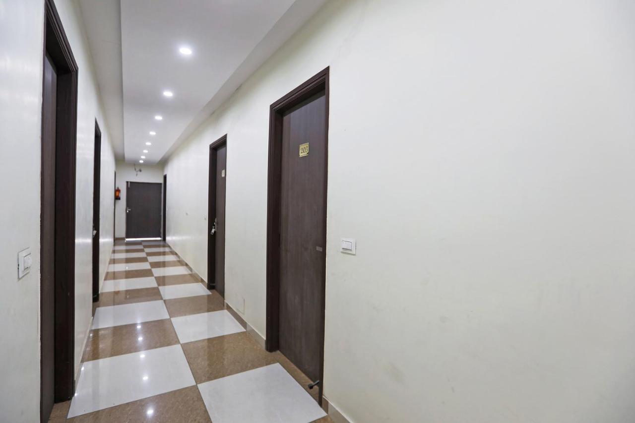 Oyo 48501 Dayal Regency Hotel Hapur Екстериор снимка